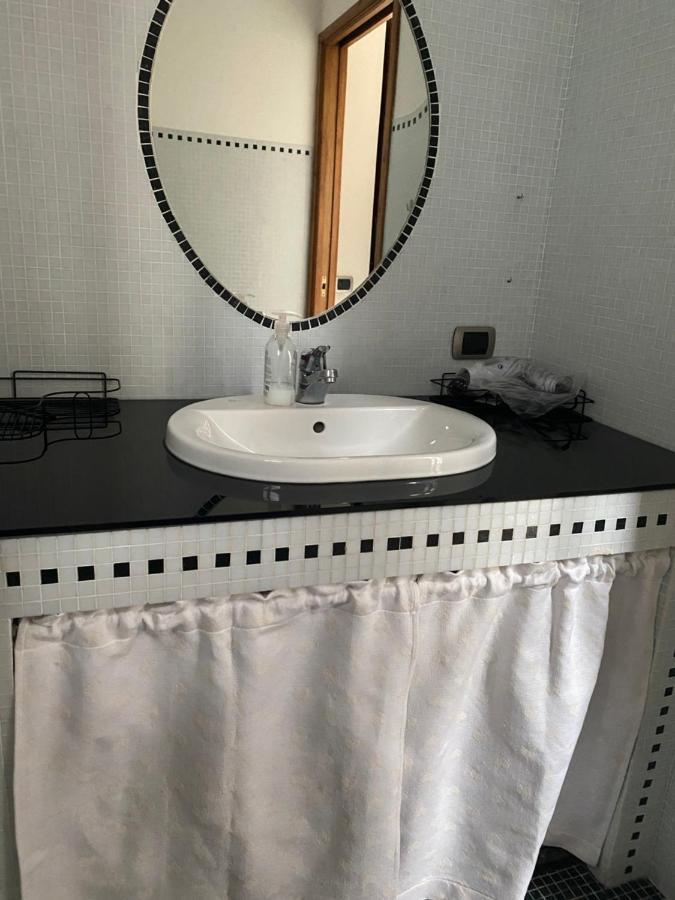 Tito'S Apartment 쿠네오 외부 사진