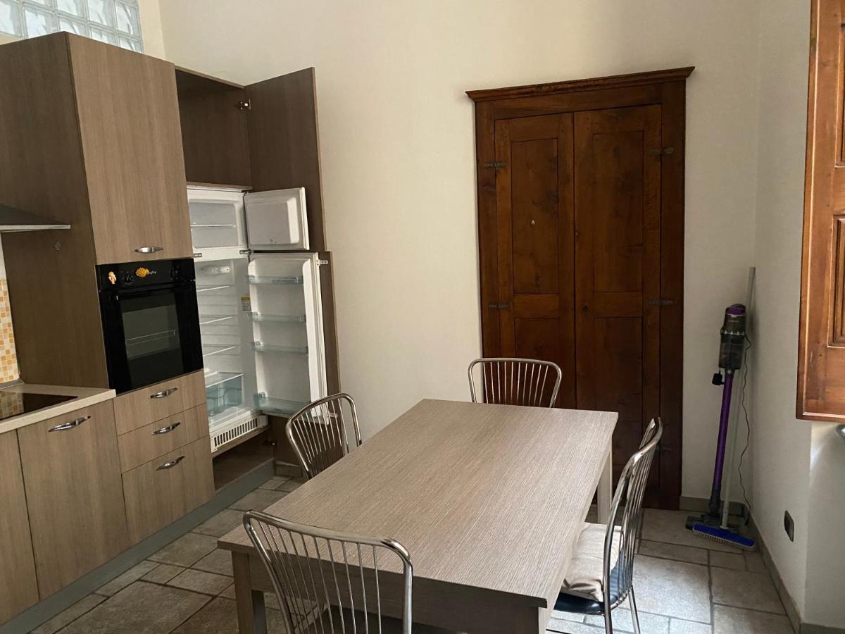 Tito'S Apartment 쿠네오 외부 사진
